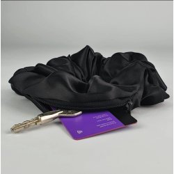 Sort secret scrunchie 