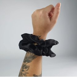 Sort secret scrunchie 